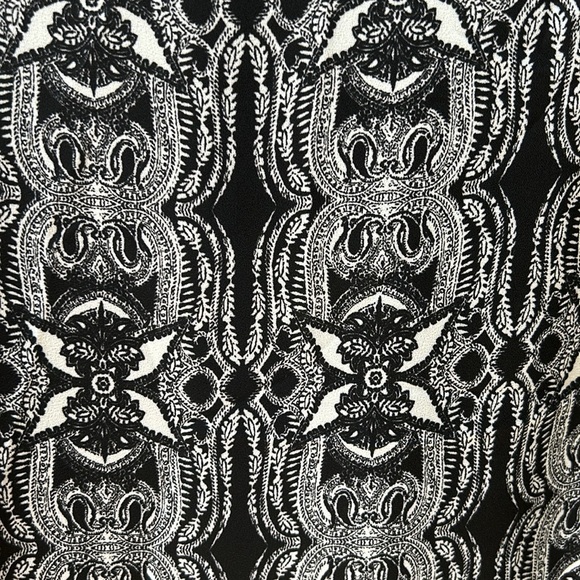 Spaghetti strap print top - Picture 2 of 2